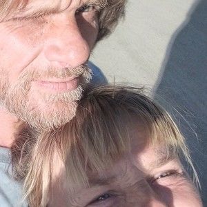 Meet your Posher, Joy